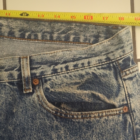 Vintage Levi’s 501 Acid Wash Jeans – Made in USA - Picture 5 of 7
